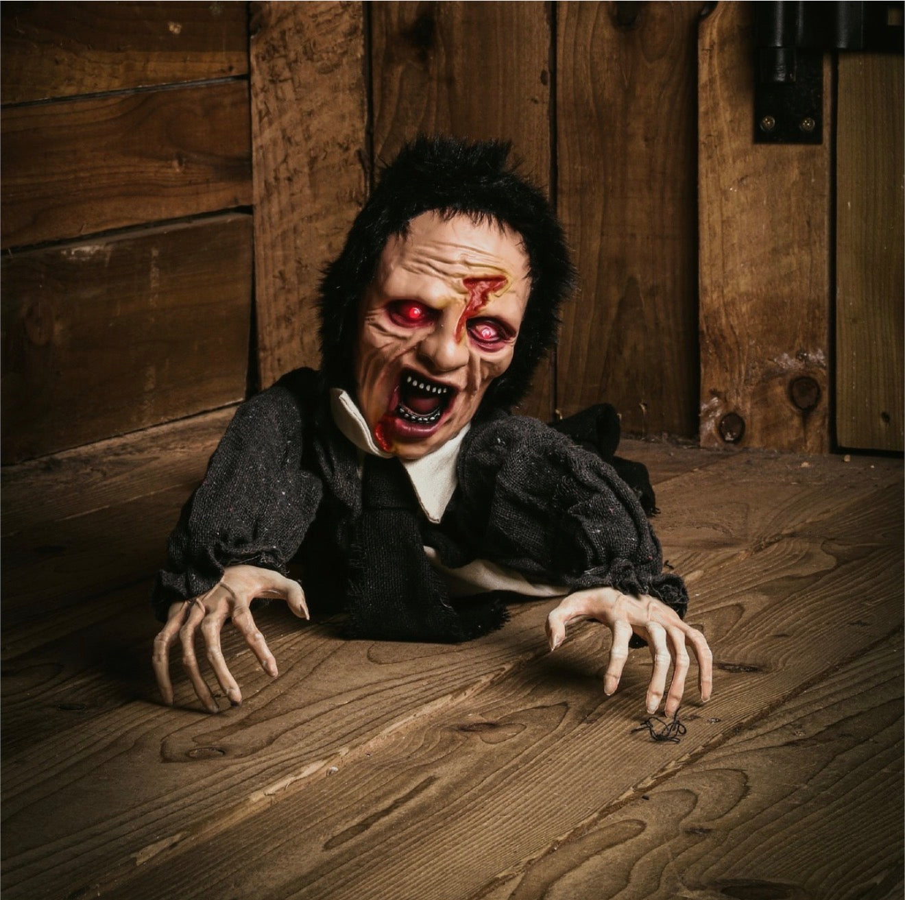 Crawling Zombie Light up Moving With Sound Halloween Decoration Party Prop Decor